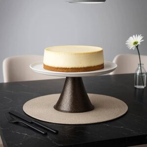 cake stand